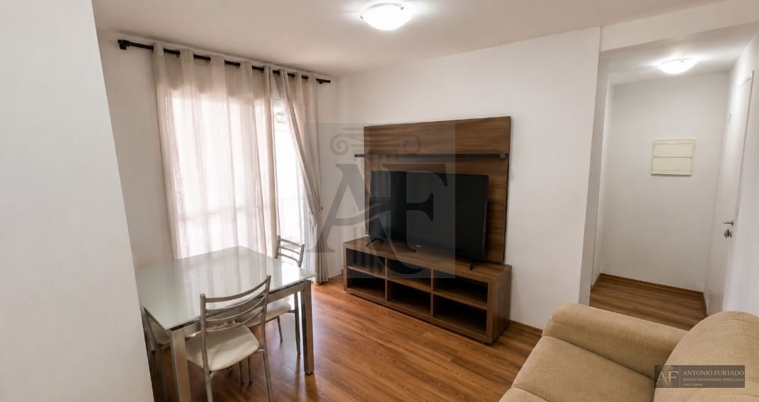 Apartamento em Vila Ema